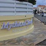Amigos Mythical Apartment *