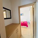 Amigos Mythical Apartment